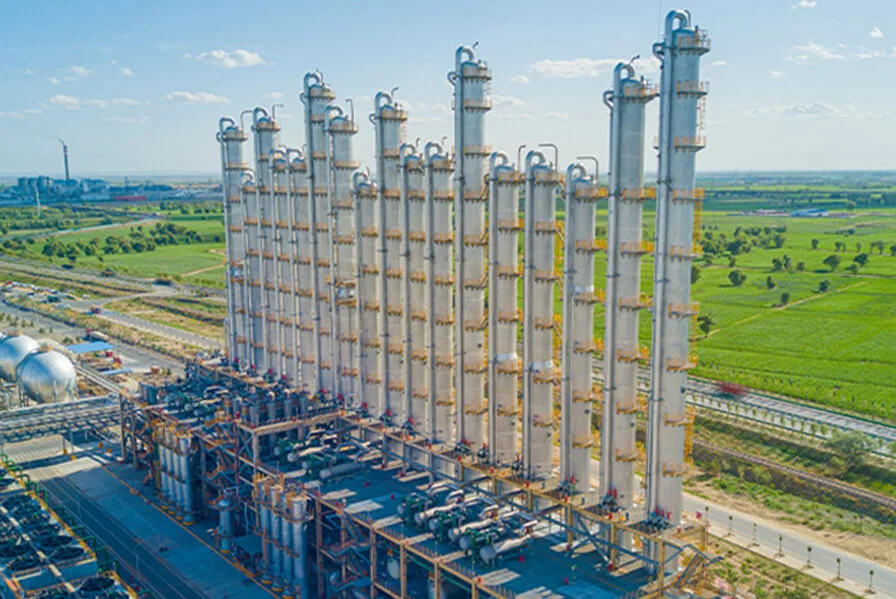 内モンゴル自治区高純度多結晶シリコン株式会社の太陽光発電シリコン材料製造プロジェクト (フェーズII 50,000 T/Y高純度多結晶シリコンプロジェクト)。